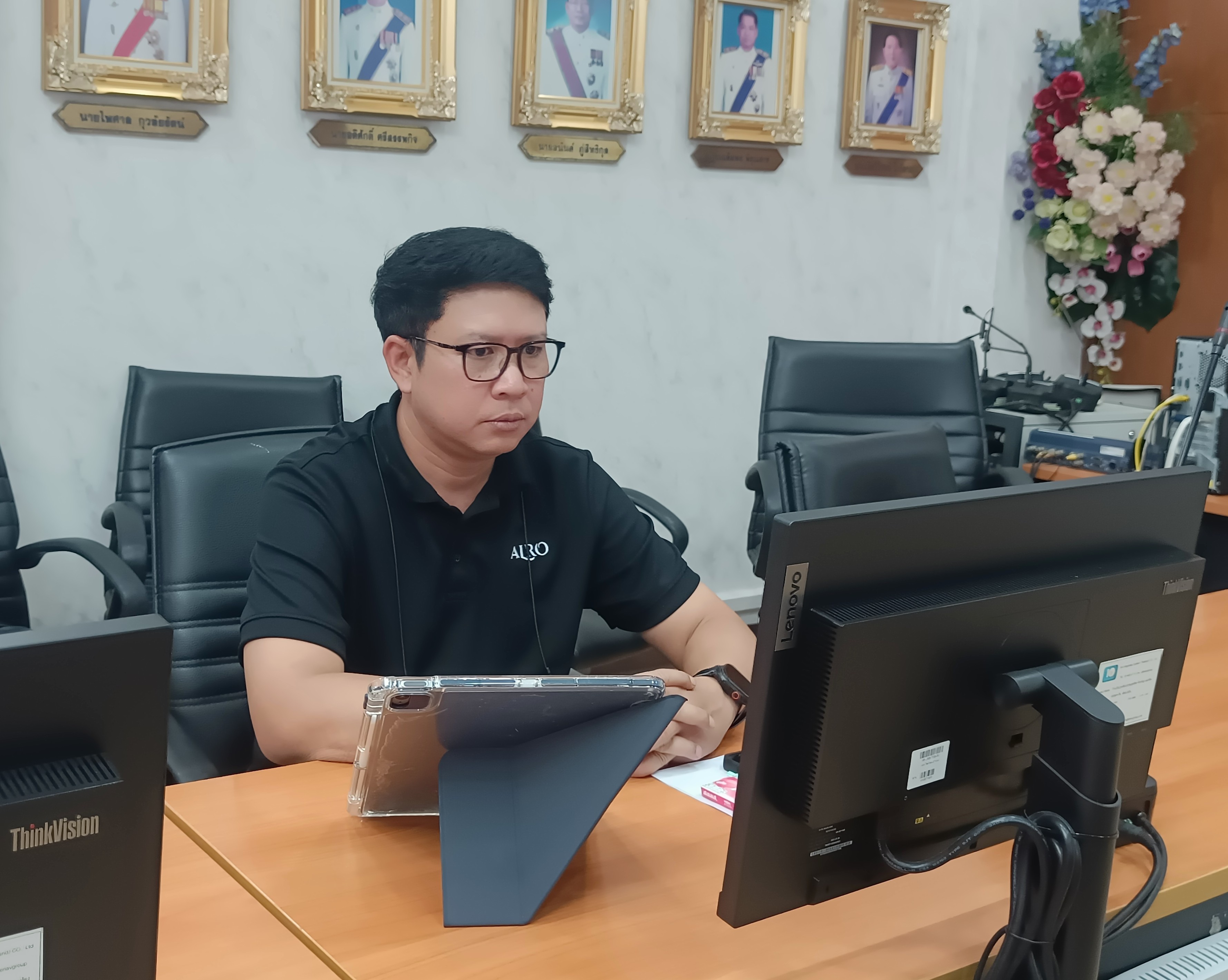 title - เข้าร่วมรับฟังการประชุมชี้แจงในเรื่องการปรับปรุงหลักเกณฑ์และวิธีการประเมินผลการปฏิบัติราชการผู้บริหารของส่วนราชการ ผ่านสื่ออิเล็กทรอนิกส์ (ระบบ Zoom Meeting และผ่านระบบ Youtube Live) ของสำนักงานคณะกรรมการข้าราชการพลเรือน (สำนักงาน ก.พ.) 